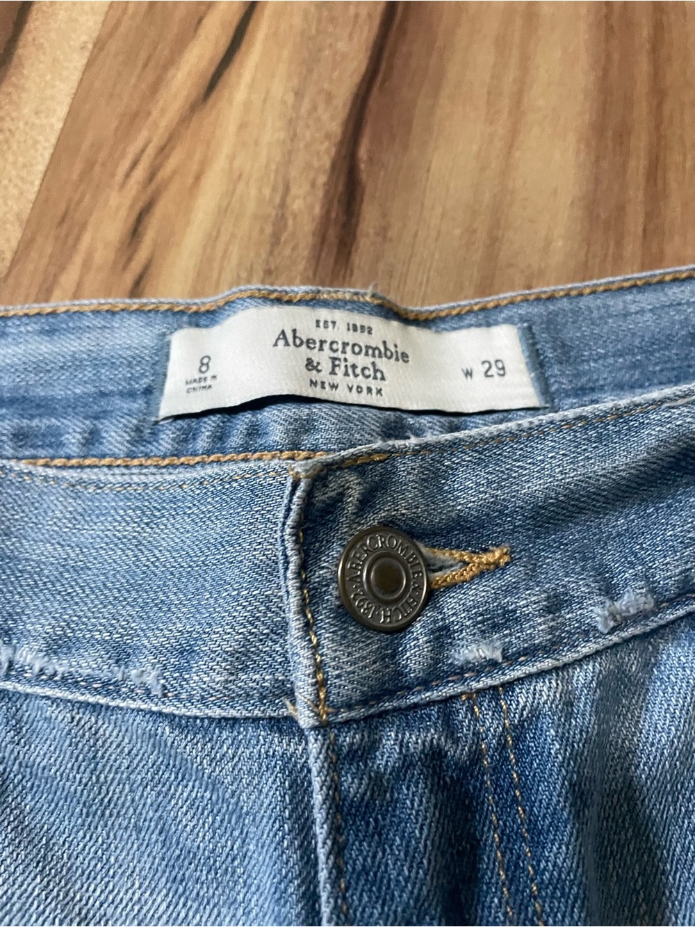 Abercrombie & Fitch Distressed Patchwork Denim Cutoff Shorts Sz 8 - Picture 6 of 7